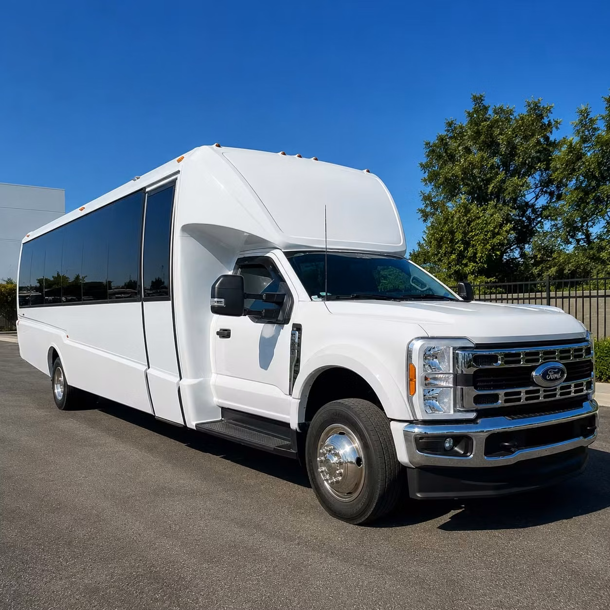 15 passenger minibus