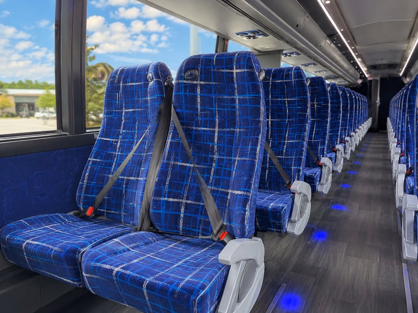 charter buses for large el cajon prom groups heading to san diego area venues